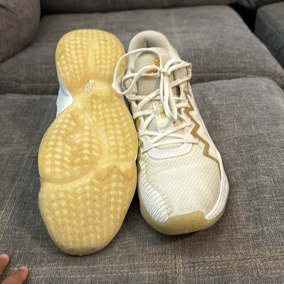 Adidas issue #2 shoes bounce D.O.N gold and white - Picture 5 of 5